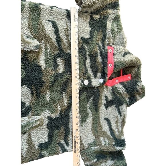 J. Crew Vintage Fleece Camo Printed Sherpa Jacket size XS Pullover - Picture 7 of 12